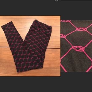 LuLaRoe Hot Pink Nautical Knots TC leggings
